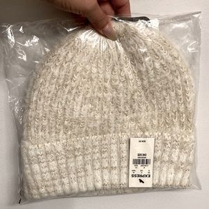 NWT!! Express knit hat
